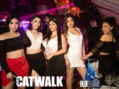 fiesta catwalk barcelona chicas